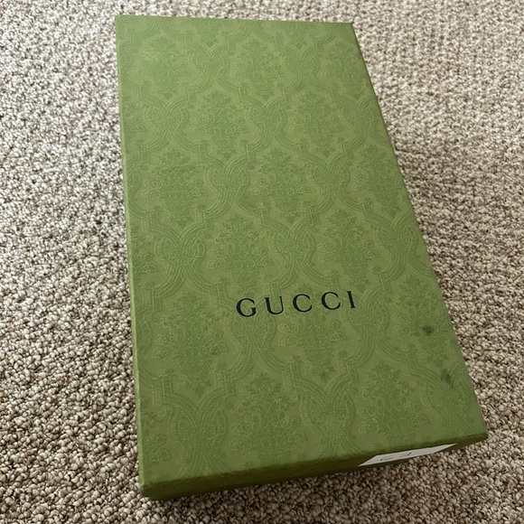 Gucci sneakers - Picture 9 of 15